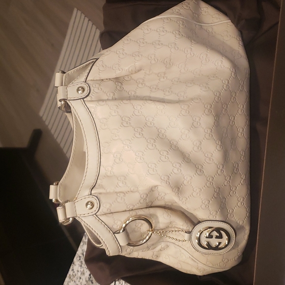 Gucci Handbags - Gucci tote sukey medium monogram leather guccissima shoulder bag